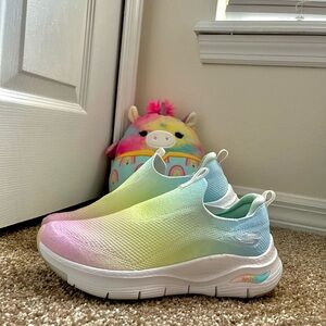 Rainbow Stretch Skechers